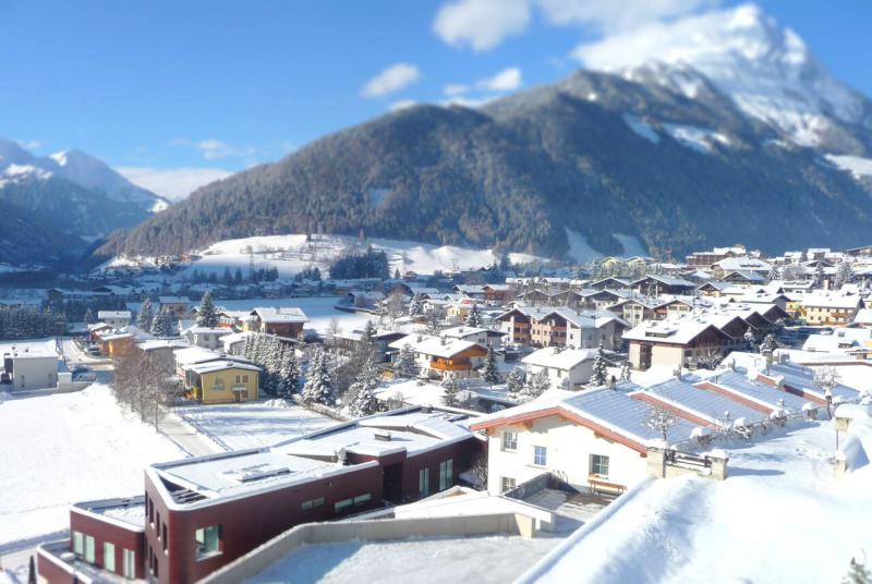 Winter Ausblick Richtung Virgental Osttirol-tiltshift.jpg